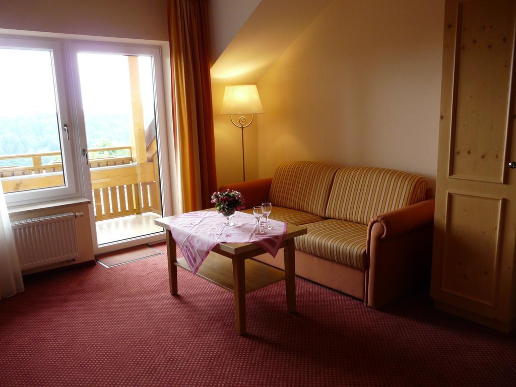 Gasthof Buglhof Sankt Englmar Room photo