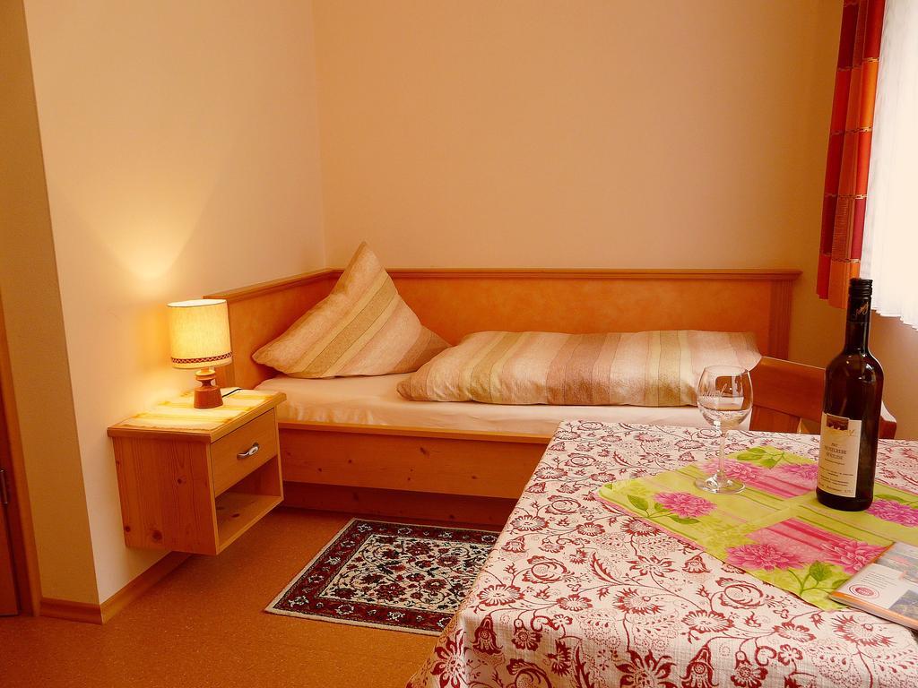 Gasthof Buglhof Sankt Englmar Room photo
